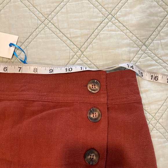 Boutique Button-Down Rust Skirt - Picture 3 of 6